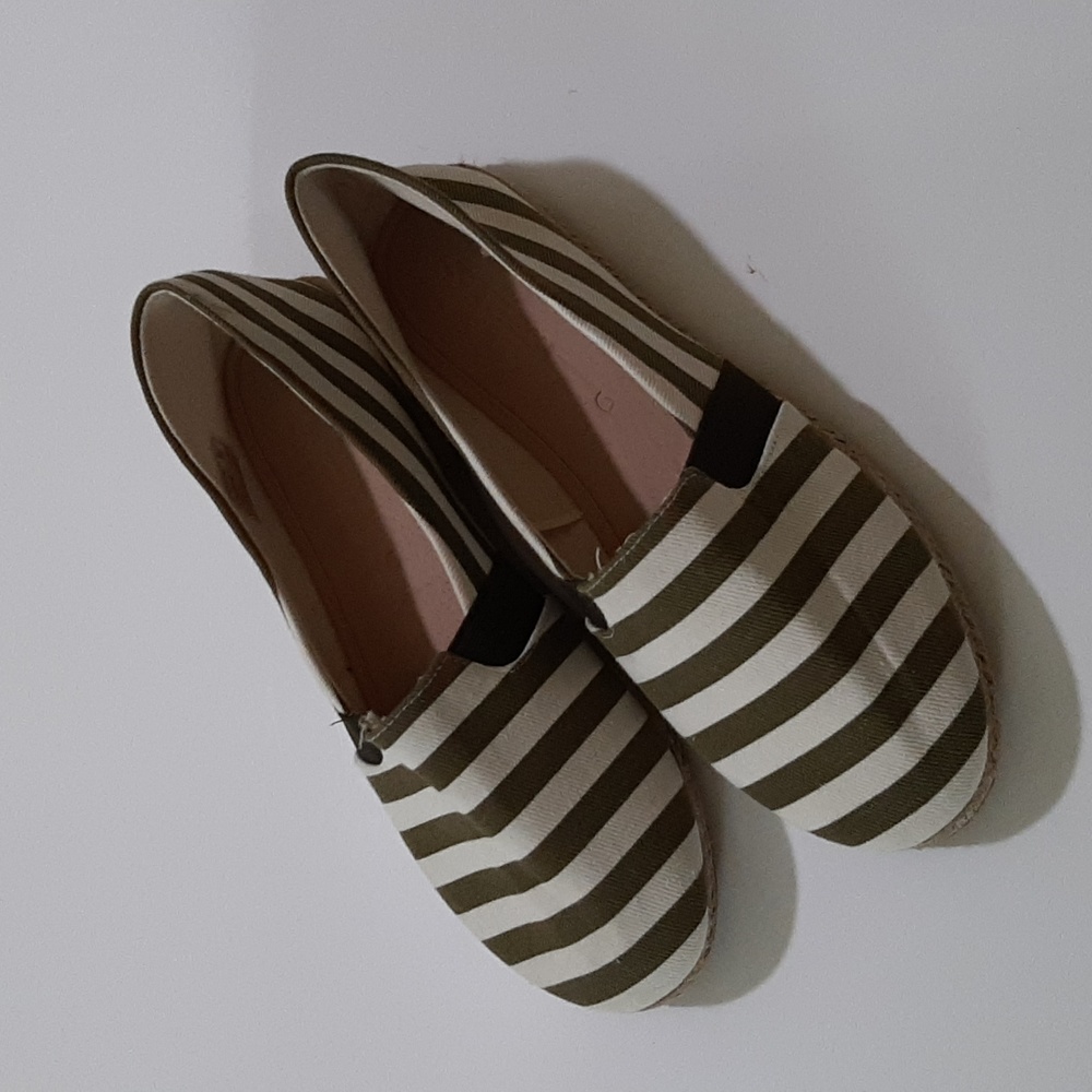 Joe Fresh stripped shoes.